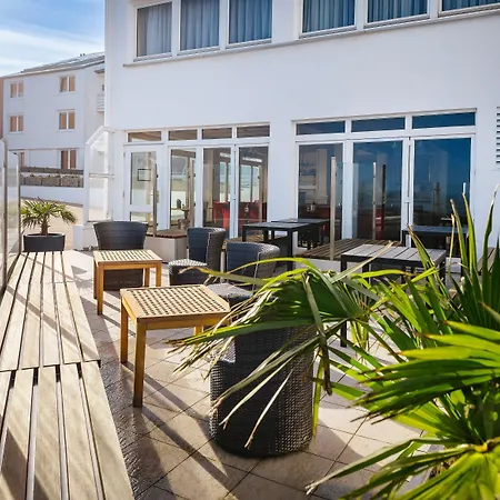 Auf Den Hummerklippen Hotel