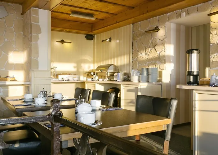 Hotel Auf Den Hummerklippen 3*